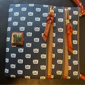 Dooney & Bourke Detroit Tigers Crossbody